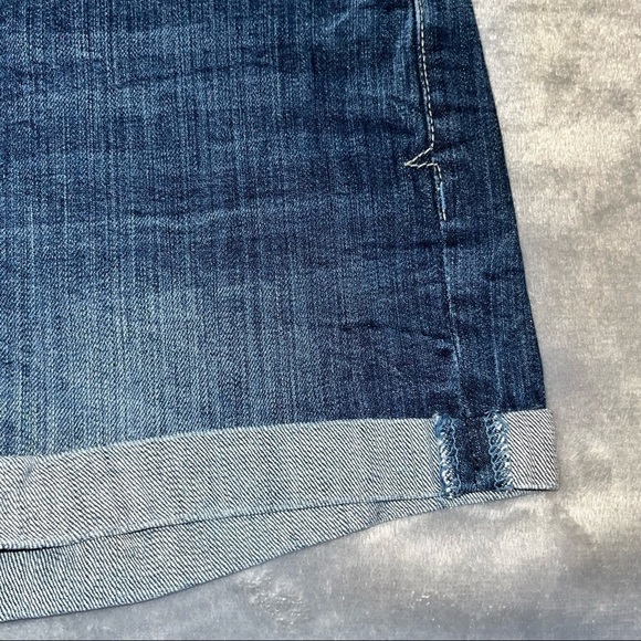 Aeropostale Boyfriend Jean Shorts Women’s Size 4 - Picture 8 of 10